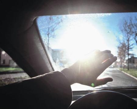 Zbog visokih dnevnih temperatura vozačima savjetujemo oprez i strpljivost... zbog visokih dnevnih temperatura vozačima savjetujemo oprez i strpljivost...