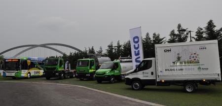Jak vjetar usporava promet i na autocesti A1 od južnog dijela tunela Bristovac do vijadukta Božići... jak vjetar usporava promet i na autocesti a1 od južnog dijela tunela bristovac do vijadukta božići...